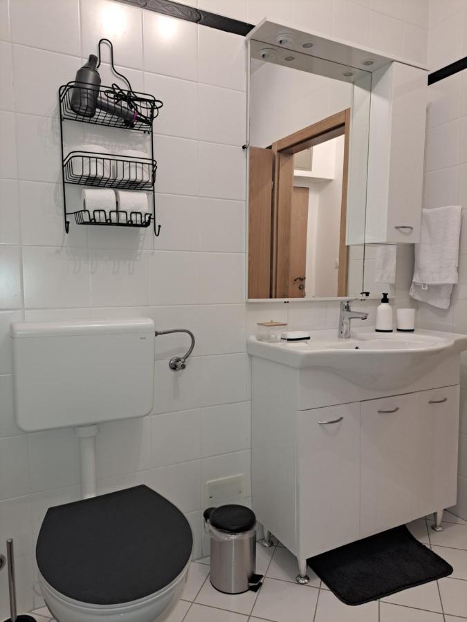 Apartman Karmen Vodice Kültér fotó