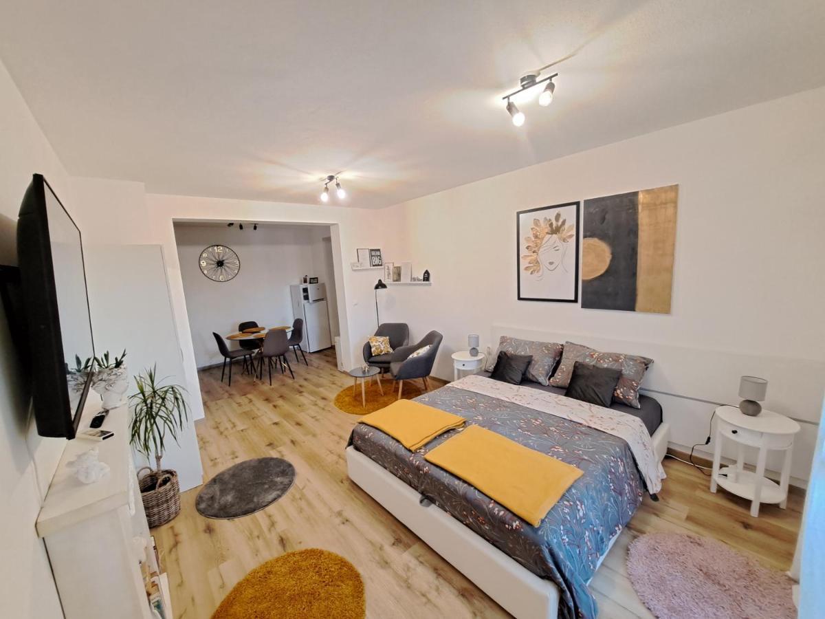 Apartman Karmen Vodice Kültér fotó